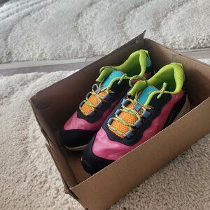 Girls brand new sneakers